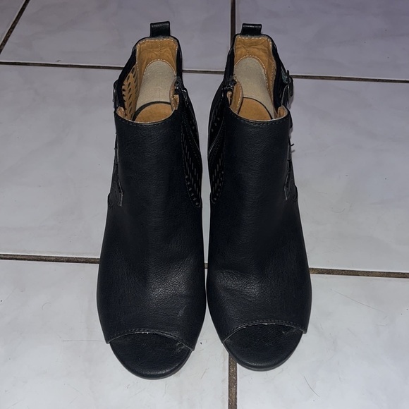 Jellypop Logan Open toe booties - Picture 3 of 9